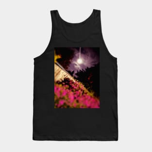 Different outlook Tank Top